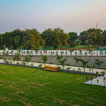 Aashirwad Hotels & Resort Shamgarh Exterior foto